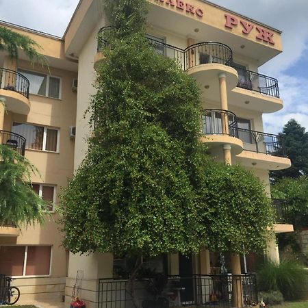 Complex Ruzh Apartments Zlatni pjasătsi Eksteriør bilde