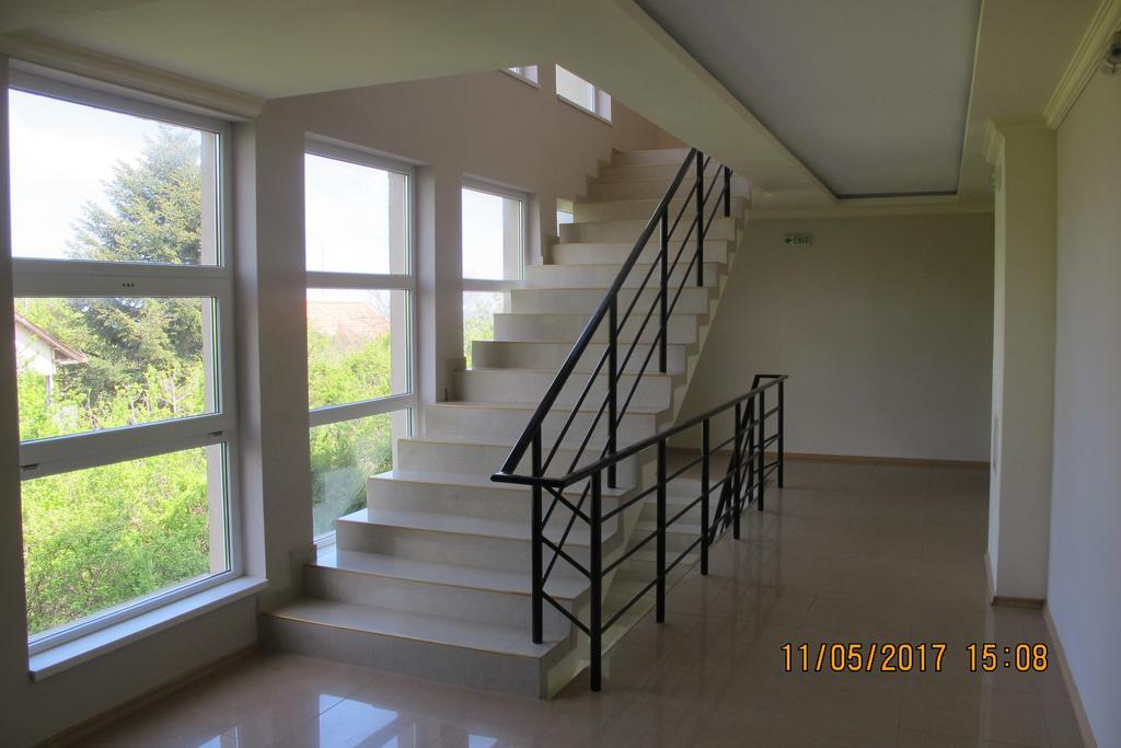 Complex Ruzh Apartments Zlatni pjasătsi Eksteriør bilde