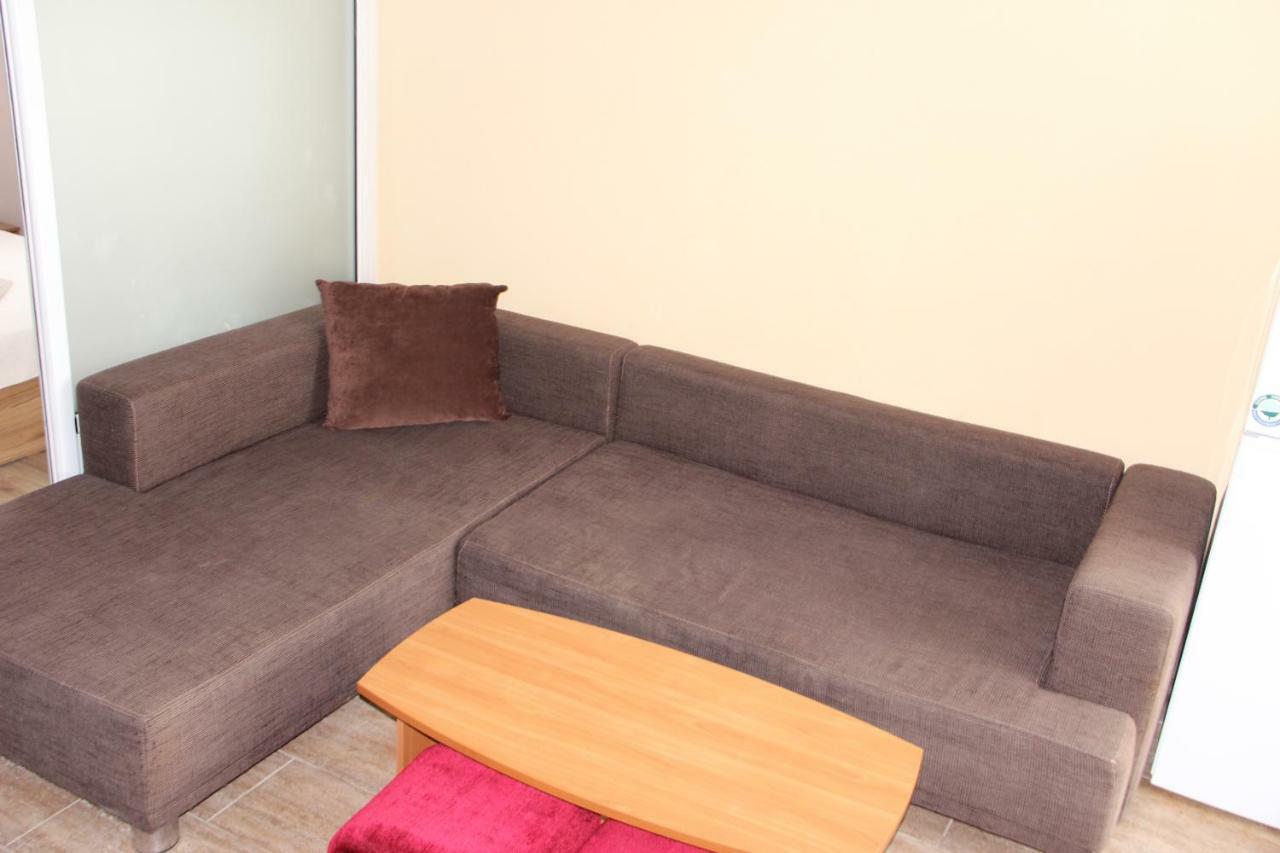 Complex Ruzh Apartments Zlatni pjasătsi Eksteriør bilde